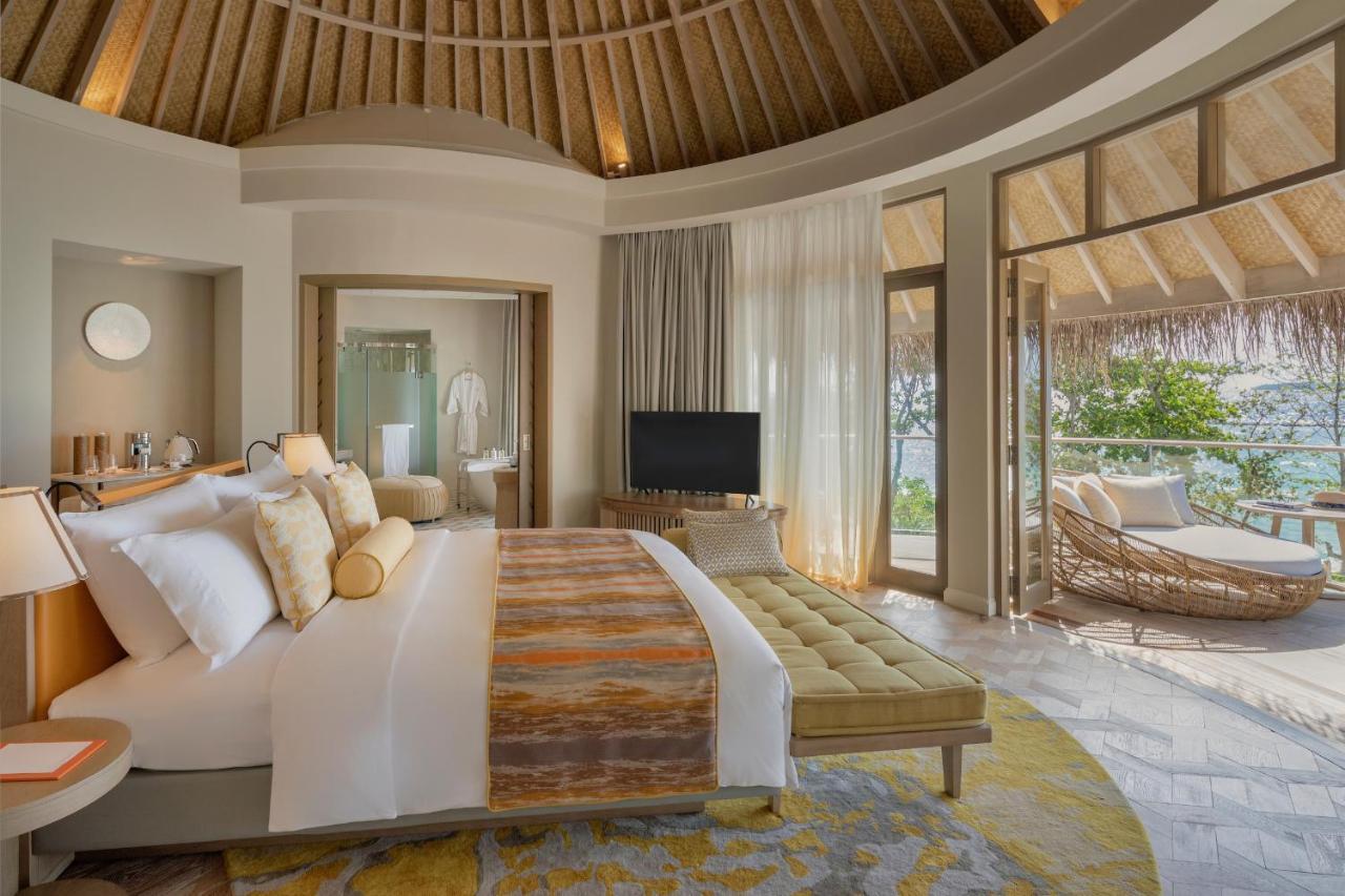 Hotel The Nautilus Maldives Kamadhoo Zewnętrze zdjęcie