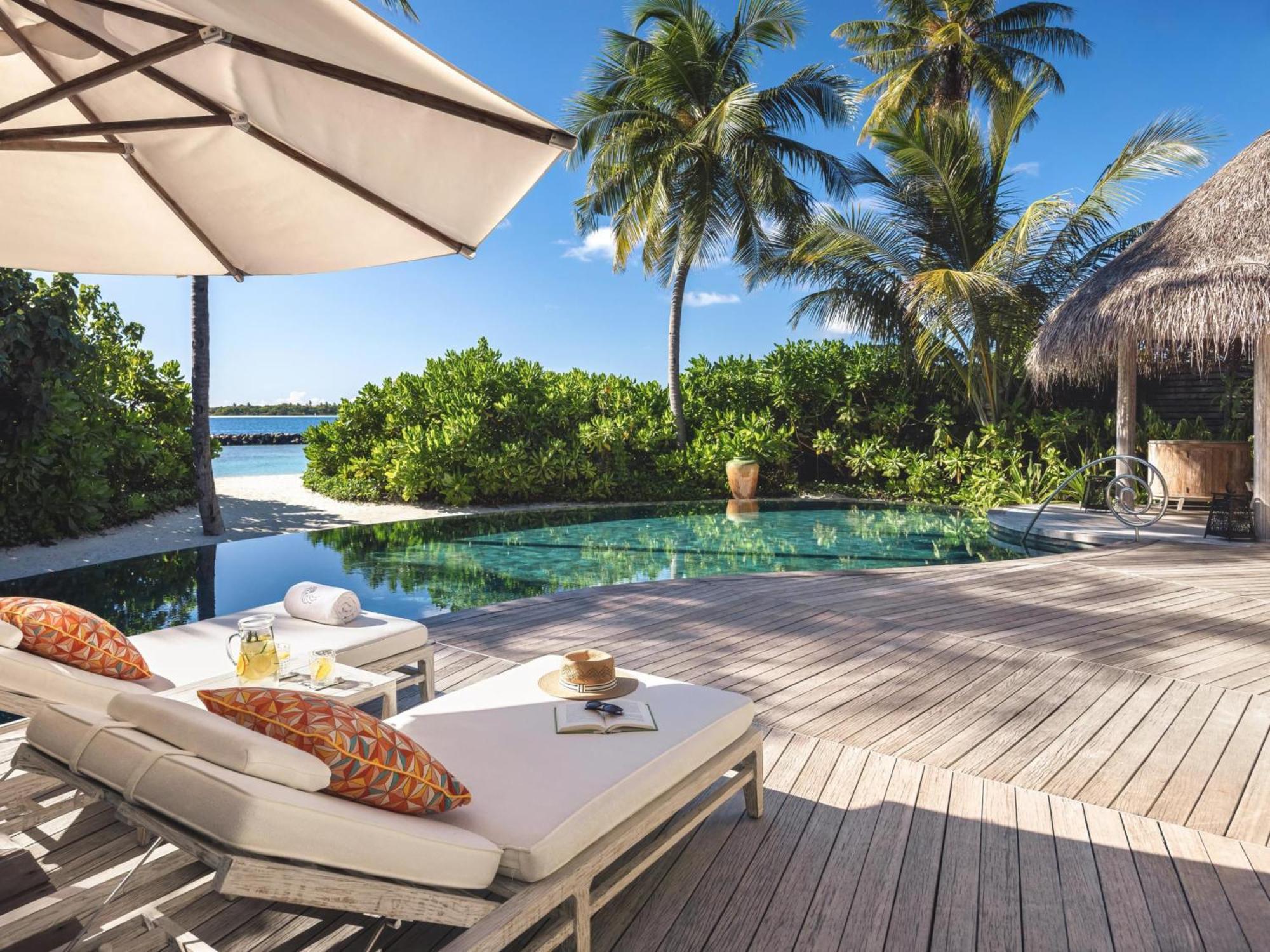 Hotel The Nautilus Maldives Kamadhoo Zewnętrze zdjęcie